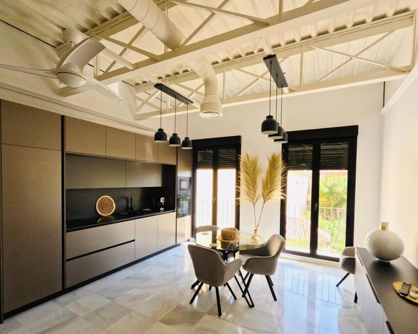 Appartamento Loft Puerta De Capitulares Cordova Esterno foto